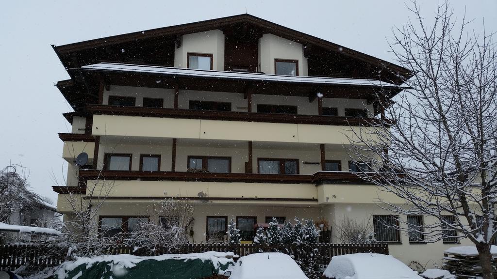 Appartementhaus Kaltenbach-Stumm Exterior foto